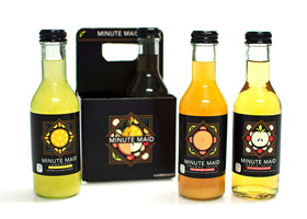 果汁飲料裝飾畫風(fēng)格包裝設(shè)計(jì)欣賞